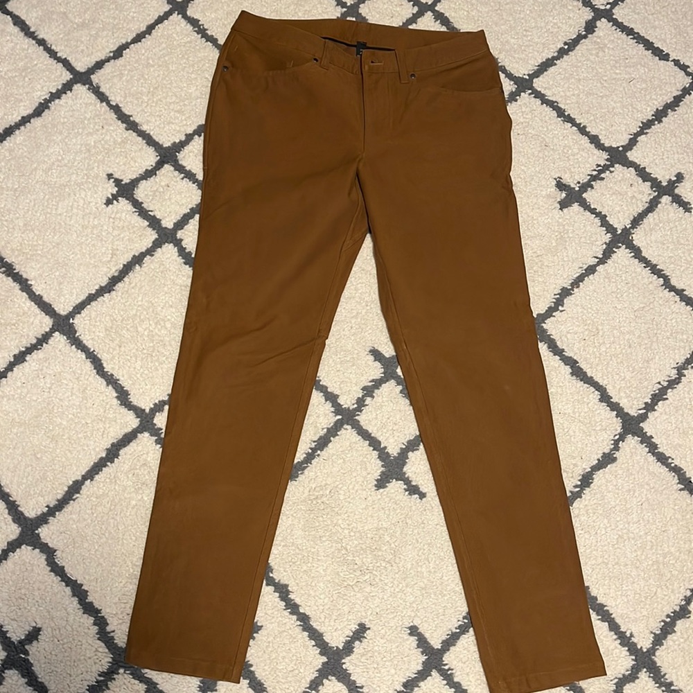 Lululemon Utilitech ABC Slim